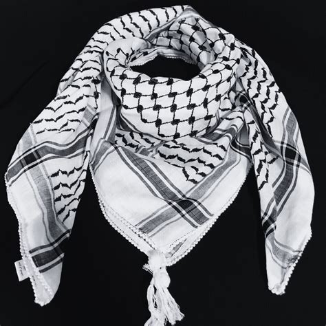 keffiyeh .